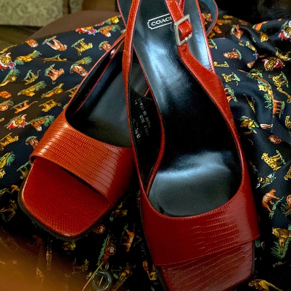 Coach pumps open toes Red 8.5 - Picture 1 of 4